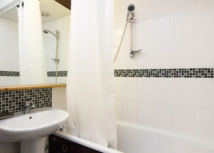 Cozy With Mountain Views