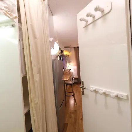 Апартаменты Cozy With Mountain Views Шамони