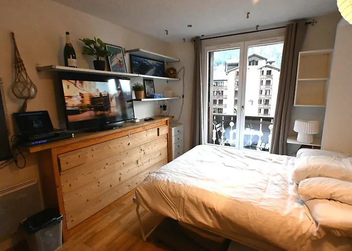 Cozy With Mountain Views Apartment Chamonix